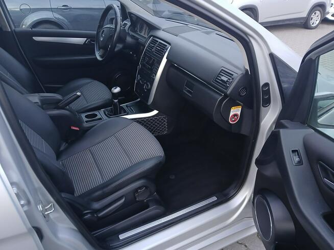 Mercedes B 170 1.7i LIFT klima navi PDC półskóry alufelgi stan BDB Gryfino - zdjęcie 12