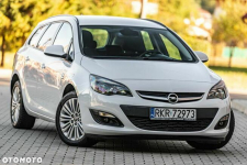 Opel Astra 1.4 Turbo Automatik Cosmo Targowiska - zdjęcie 2