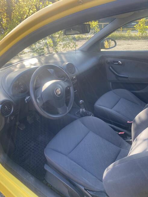 Seat Ibiza 1,4 benzyna, ekonomiczny 2006r Katowice - zdjęcie 6