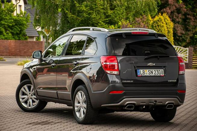 Chevrolet Captiva 2.4 167KM * 4x4 * 7osobowa * Skóry * Opłacona * Ostrów Mazowiecka - zdjęcie 3