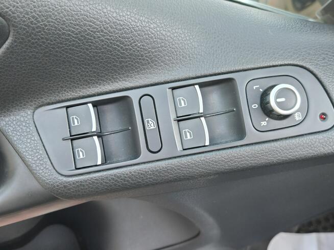 Volkswagen Tiguan 1.4 TSI 4Motion Sport &amp; Style Wąchock - zdjęcie 8