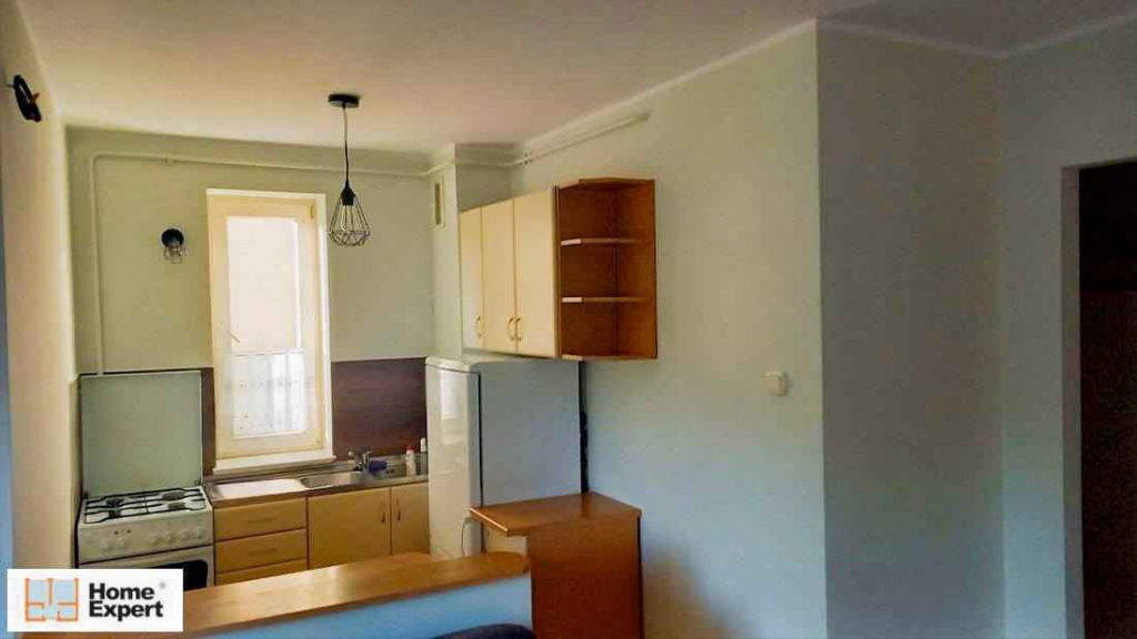 2pok, 37met, Okolice Bzowej KOMÓRKA/2001 (Wrocław) Fabryczna - zdjęcie 4