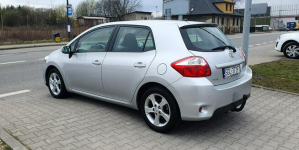 Toyota Auris Klimatronik 2 strefy/6 biegów/Tempomat/Hak/Alufelgi Przyszowice - zdjęcie 4