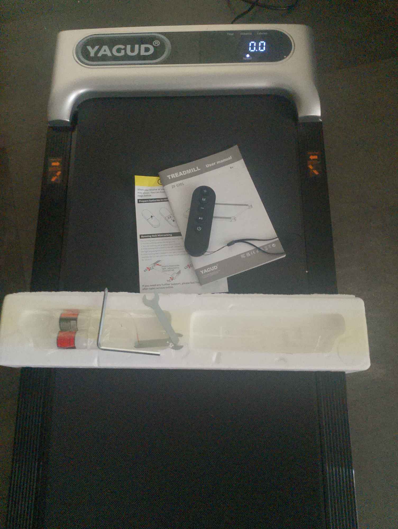 Bieżnia YAGUD F-0301 nowa powystawowa kompletna Barwałd Górny - zdjęcie 3