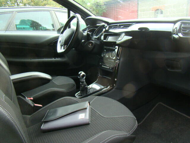 Citroen DS3 model 2012 1,6 pb cena okazyjna Wrocław - zdjęcie 3
