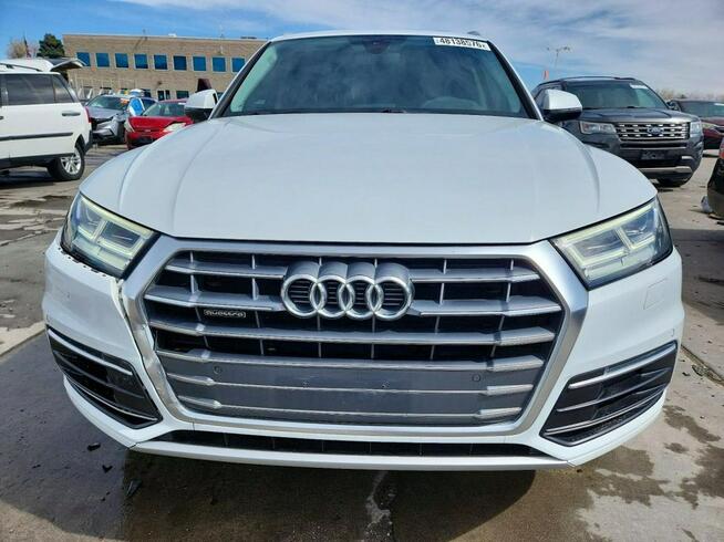 Audi Q5 / Quattro / bogate wyposażenie / niski przebieg Wrocław - zdjęcie 2