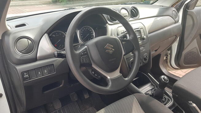 Suzuki Vitara 1,6 Comfort 2017 - stan bardzo dobry Wawer - zdjęcie 5