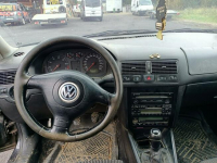 Volkswagen Golf 4 1.6 LPG 99r Tarnów - zdjęcie 7