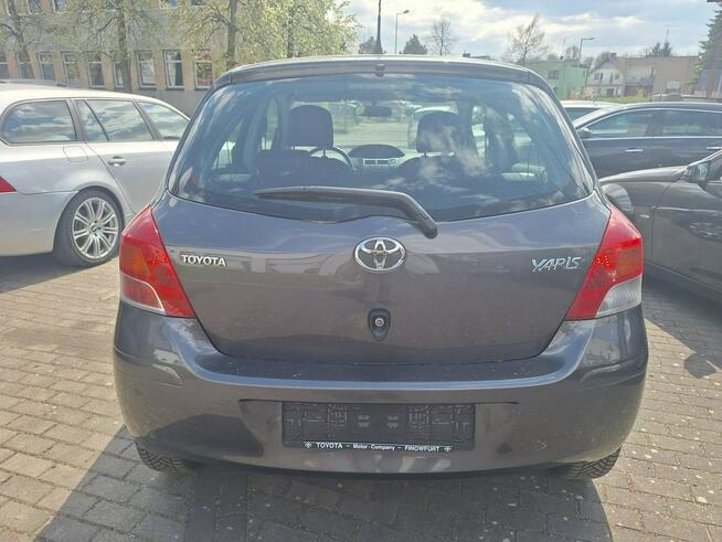 Toyota Yaris Stan techniczny bardzo dobry Stargard - zdjęcie 8