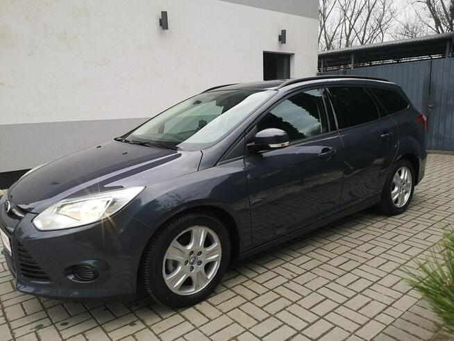 Ford Focus 1.0 12V 125KM  Klimatronik Halogeny Isofix  HAK Gwarancja Strzegom - zdjęcie 10