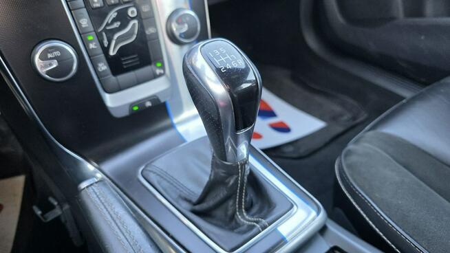 Volvo V40 R DESIGN duza navi camera cofania Lębork - zdjęcie 11