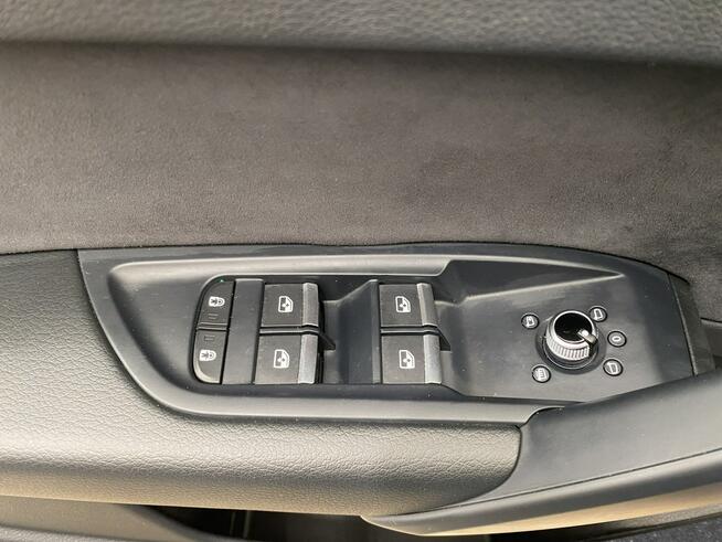 Audi Q5 40 TDI mHEV Quattro S line S tronic Kombi Warszawa - zdjęcie 12