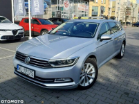 Volkswagen Passat 2018 · 140 598 km · 1 968 cm3 · Diesel Tychy - zdjęcie 1