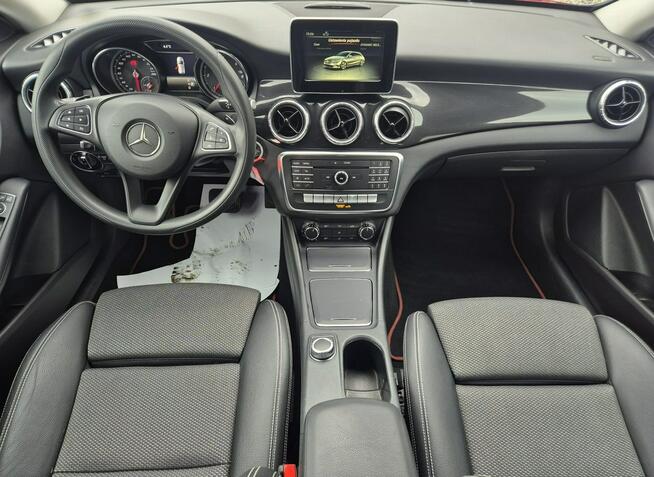 Mercedes CLA 180 Bezwypadkowy serwisowany Rok Gwarancji Kraków - zdjęcie 10