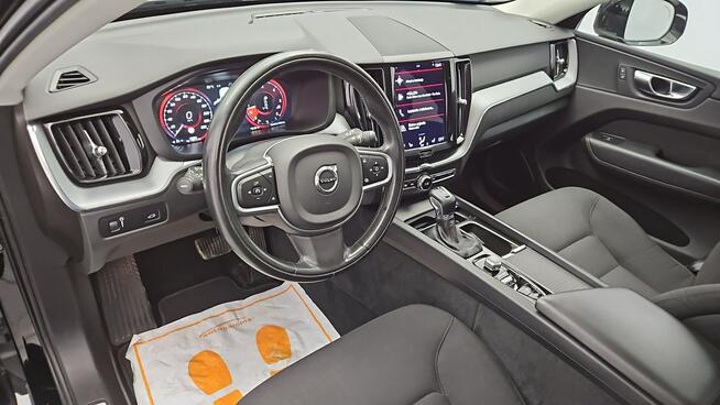 Volvo XC 60 D4 Momentum Pro aut ! Z Polskiego Salonu ! Faktura VAT ! Warszawa - zdjęcie 9