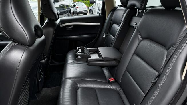 Volvo XC 70 2.4 D5 163 Skóry Automat El Klapa 4X4 Gdynia - zdjęcie 9