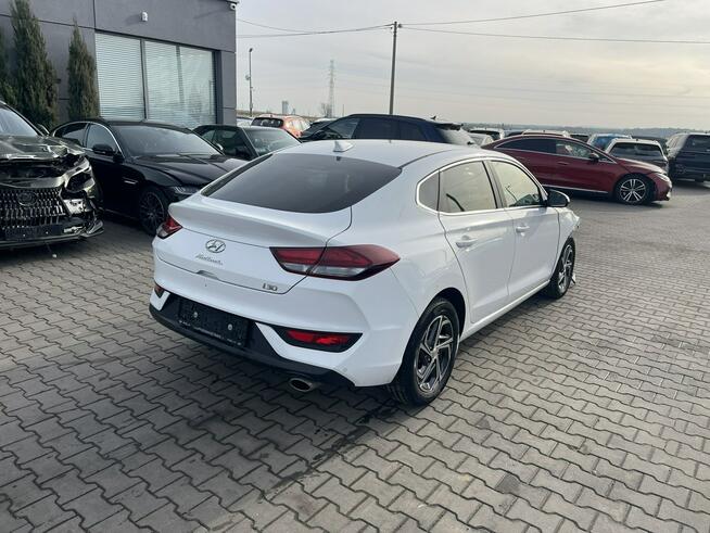 Hyundai i30 Fast back mHEV Kliamtronik Podgrzewanie Kamera LED Gliwice - zdjęcie 4
