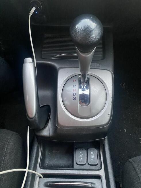 Honda Civic VIII Sedan 1.8Benz Automat Krajowy Sosnowiec - zdjęcie 6
