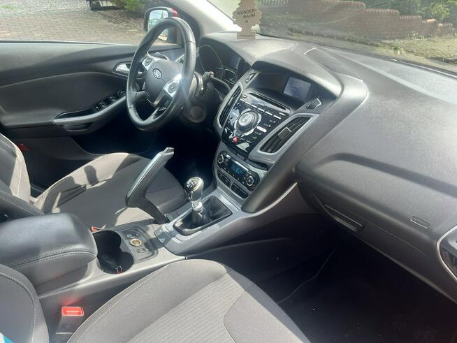 Ford Focus 1.6 benzyna 150 KM bogate wyposażenie Słupsk - zdjęcie 12