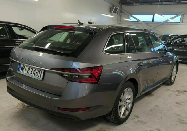 Skoda Superb Combi 2.0 TDI Ambition, Salon PL, Bezwypadkowy, FV23% Warszawa - zdjęcie 3