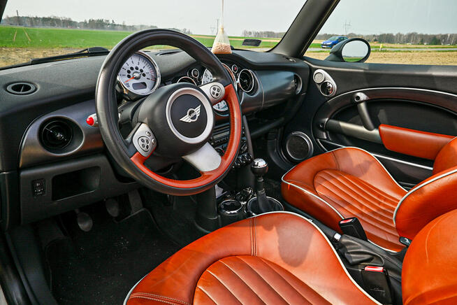Mini Cooper Cabrio SIDEWALK Opole - zdjęcie 8