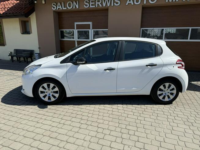 Peugeot 208 1,4 HDi 68KM  Klimatyzacja  Opony lato+zima Orzech - zdjęcie 11