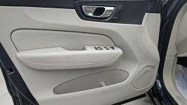 Volvo XC 60 AWD Plus Bright aut ! Z Polskiego Salonu ! Faktura VAT ! Warszawa - zdjęcie 10