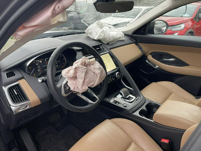 Jaguar E-Pace AWD Automat Kamera Skóra Pamięć Meridian Gliwice - zdjęcie 9