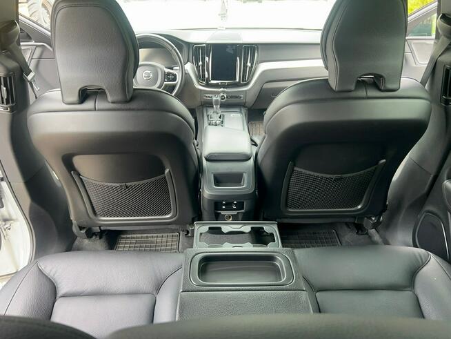 Volvo XC 60 R Design z Gwarancją Model 2020r Żyrardów - zdjęcie 6