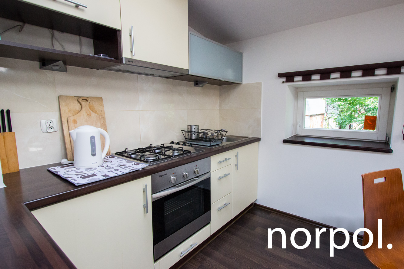 Bujwida, przytulne mieszkanie na poddaszu, 40m2 Kraków - zdjęcie 2