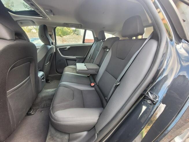 Volvo V60 Pełna Historia Serwisowa* Ładne i Zadbane Opoczno - zdjęcie 11