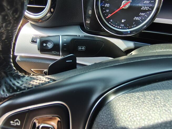 Mercedes E 220 Zadbana wyposażenie Gwarancja Zgierz - zdjęcie 9