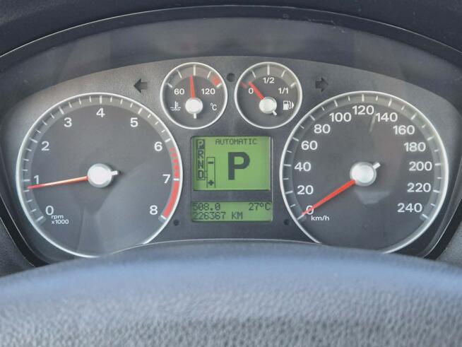 Ford Focus Automat/ sedan/ klimatyzacja/ b. dobrze jeździ Warszawa - zdjęcie 11