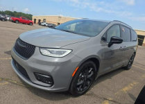 Chrysler Pacifica LIMITED / Pakiet S / Benzyna