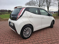 Toyota Aygo 1.0 Benzyna_Klima_Tempomat_Serwis_ Zadbany Pawłów - zdjęcie 12