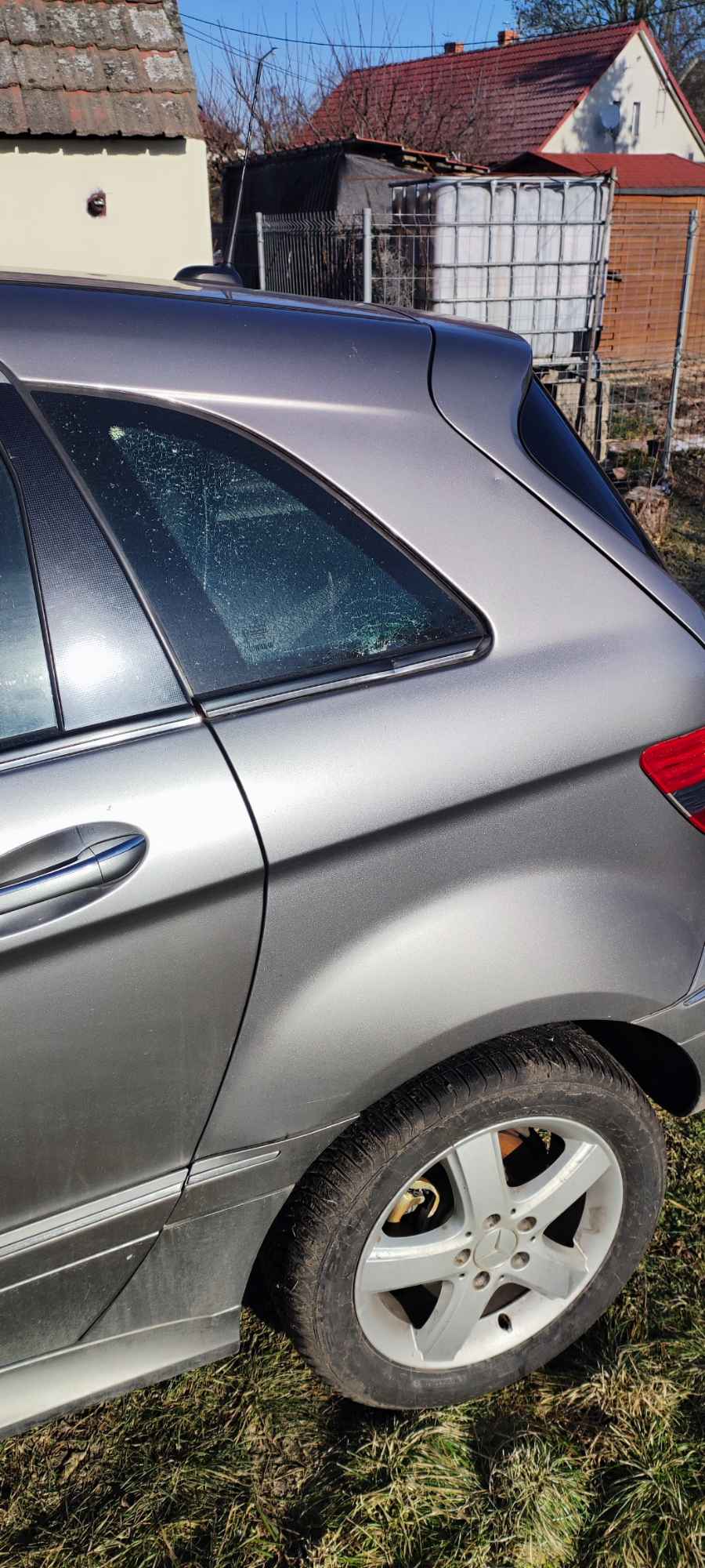 Sprzedam Mercedes w 240 Tarnowo Podgórne - zdjęcie 4