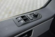 Volkswagen Multivan Podzagajnik - zdjęcie 11