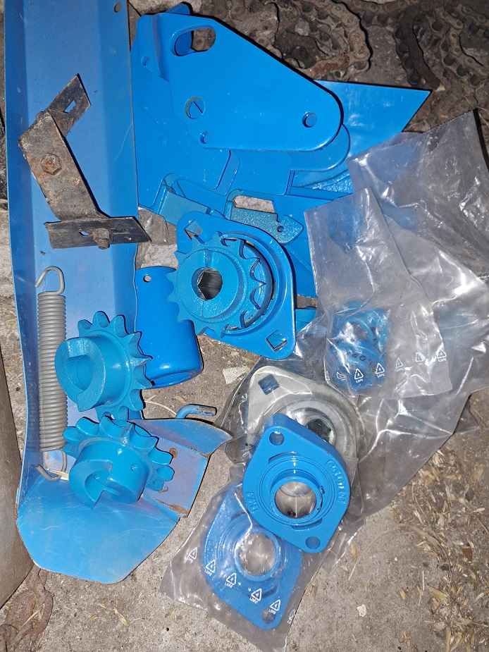 częsci / do prasy/ pług kverneland,lemken huard/ inne Tybory-Jeziernia - zdjęcie 1