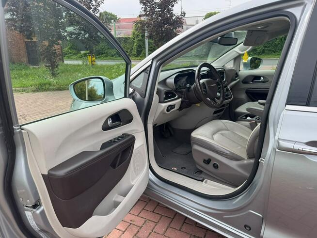 Chrysler Pacifica Jasny środek/Telewizory/3.6 v6/Bogate wypiosażenie Siedlce - zdjęcie 8