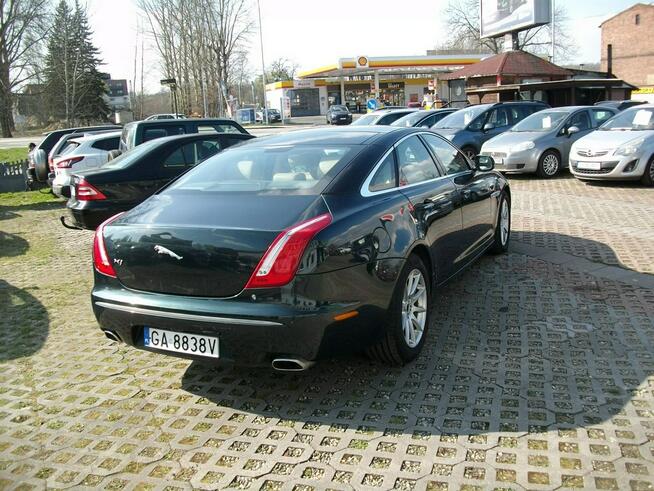 Jaguar XJ Katowice - zdjęcie 4