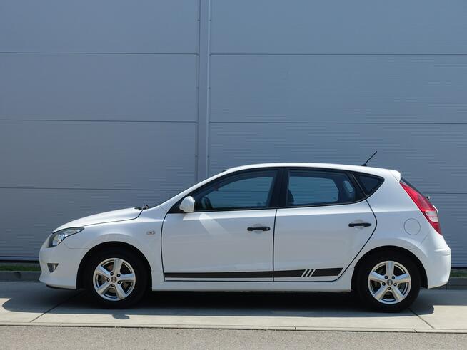Hyundai i30 1.4 Ben.110KM/Klimatronik/Ks.Serwisowe Lublin - zdjęcie 4