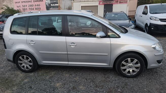 Volkswagen Touran 1,9 TDI 105KM 235tys.km/Kamera Navi/Alu/Super Szczecin - zdjęcie 8