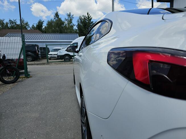 BMW 218 Gdów - zdjęcie 8