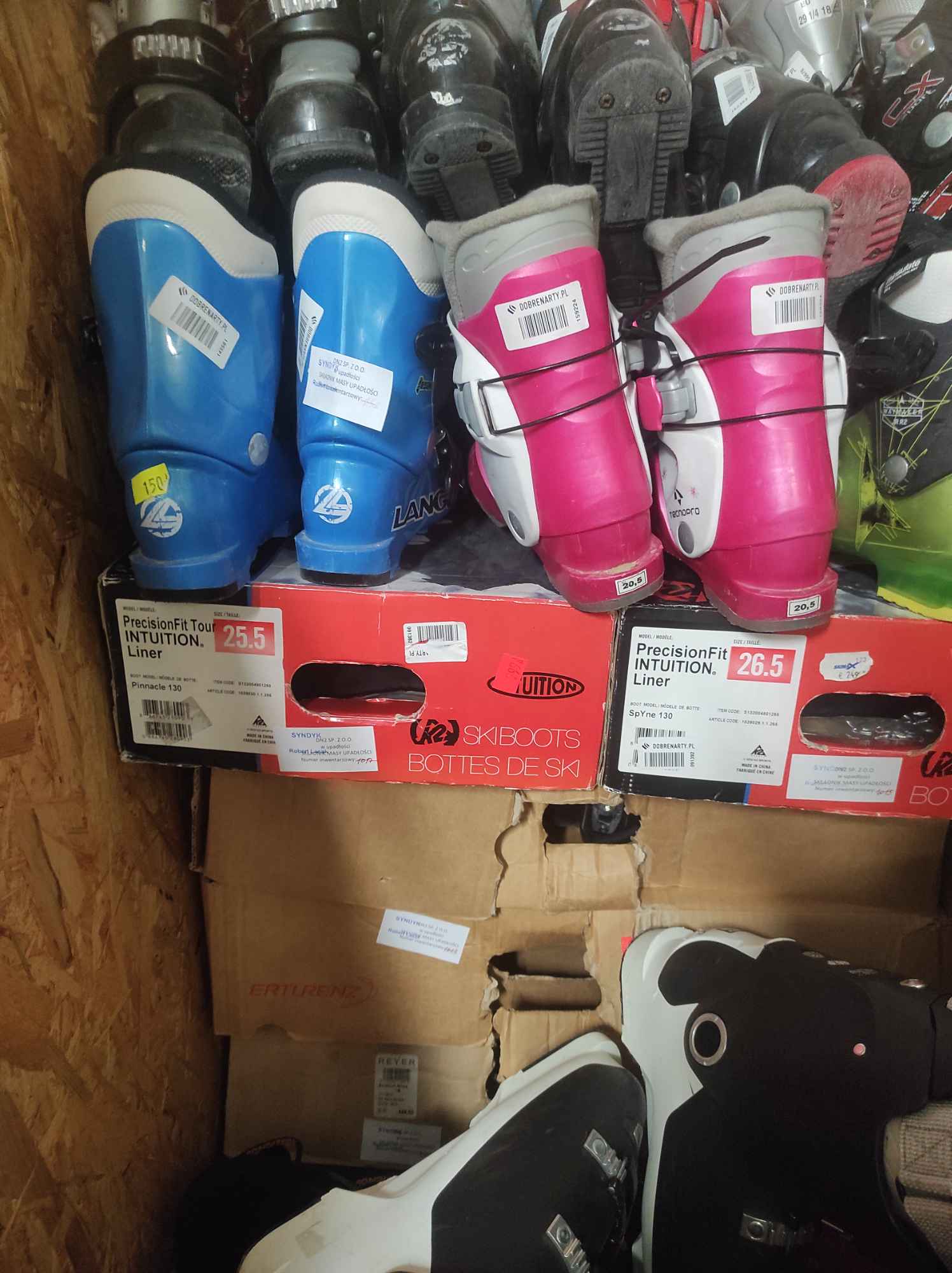 Syndyk sprzeda pakiet butów narciarskich Śródmieście - zdjęcie 2