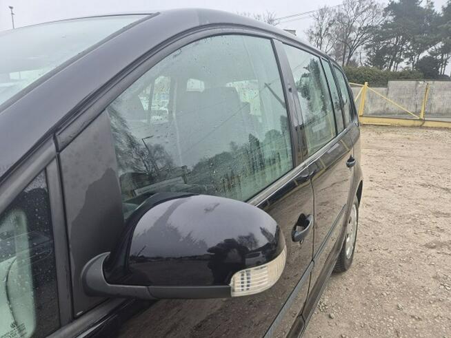 Volkswagen Touran 1,6Mpi* Klimatronik* Mały przebieg Bydgoszcz - zdjęcie 8