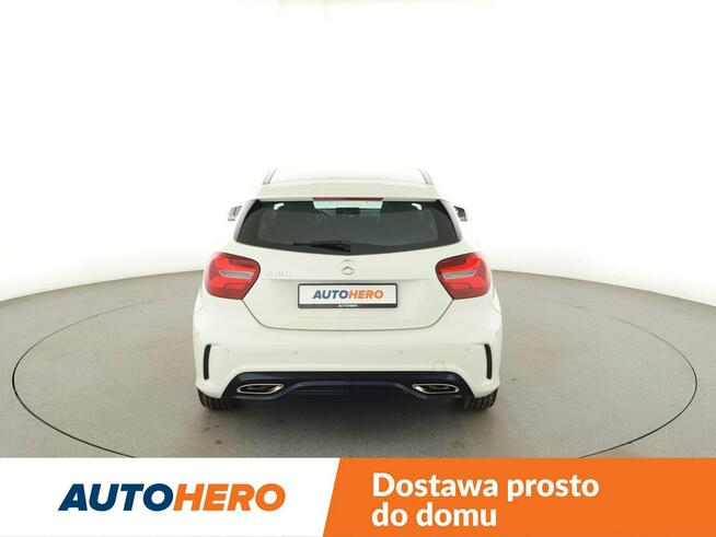 Mercedes A 180 AMG Line full LED Podg.fotele i czujniki parkowania Warszawa - zdjęcie 6