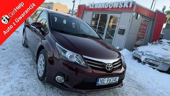 Toyota Avensis 1.8 Benzyna Moc 147KM Zarejestrowany Ubezpieczony Elbląg - zdjęcie 1