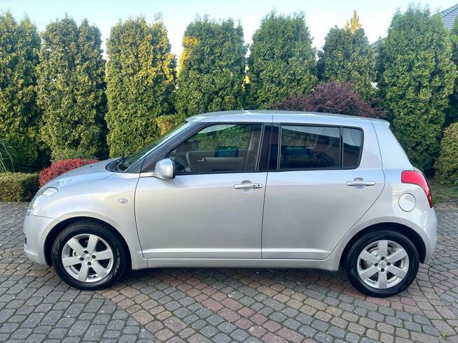 Suzuki Swift Benzyna Stan Idealny Radom - zdjęcie 3