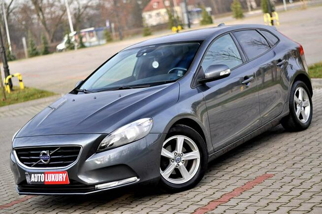 Volvo V40 1,6 HDi 115Km  Ledy Digital Navi City Kamera Klimatronik Płock - zdjęcie 1