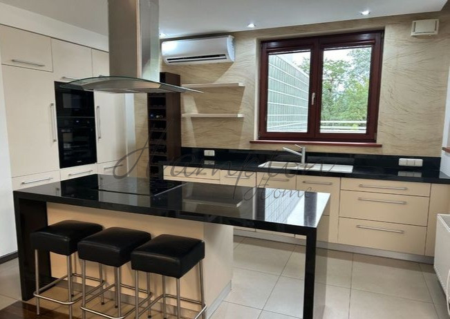 Taras| Przestrzeń|2x m.p i 2x komórki Żoliborz - zdjęcie 3